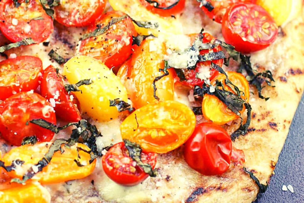 Pizza de Tomate, Albahaca y Queso Boursin